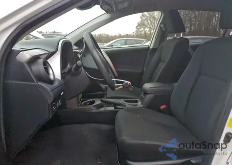 2017 Toyota Rav4 Le z USA, uszkodzony, nr VIN JTMZFREV8HJ711191